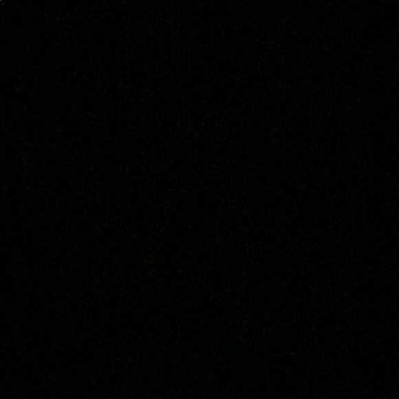 Meet your Posher, Madison - Picture 1 of 1